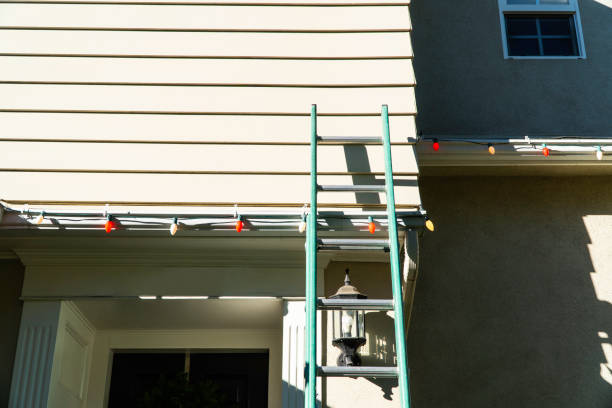 Storm Damage Siding Repair in George West, TX